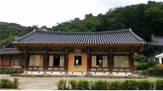 홍천 수타사 흥회루