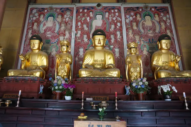 구례 화엄사 각황전 삼세불도