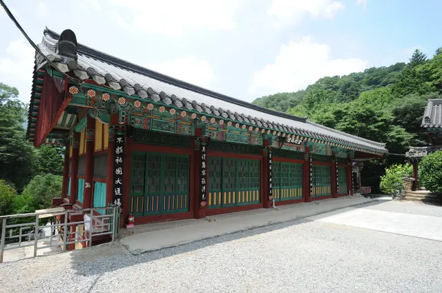 하동 쌍계사 팔영루