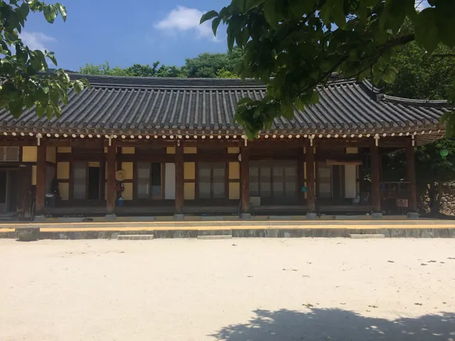 곡성 성륜사 안심당·육화당